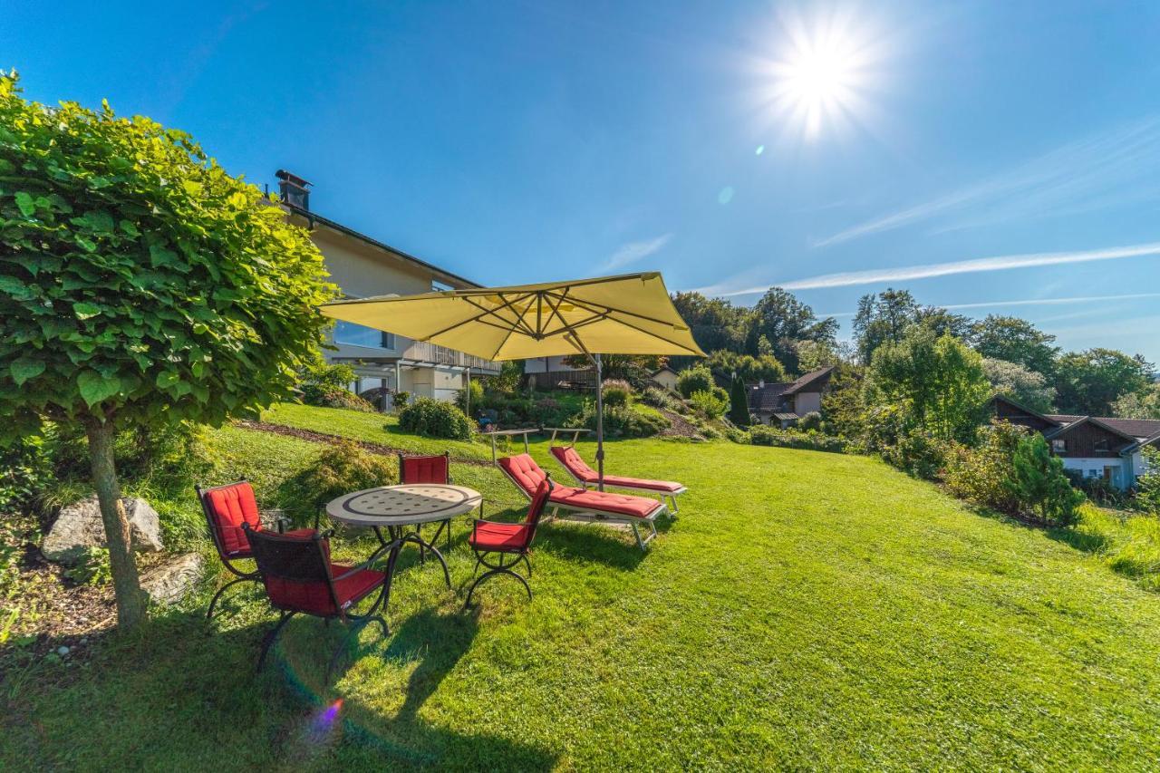 Haus Am Weinberg II Seekirchen am Wallersee Exterior foto
